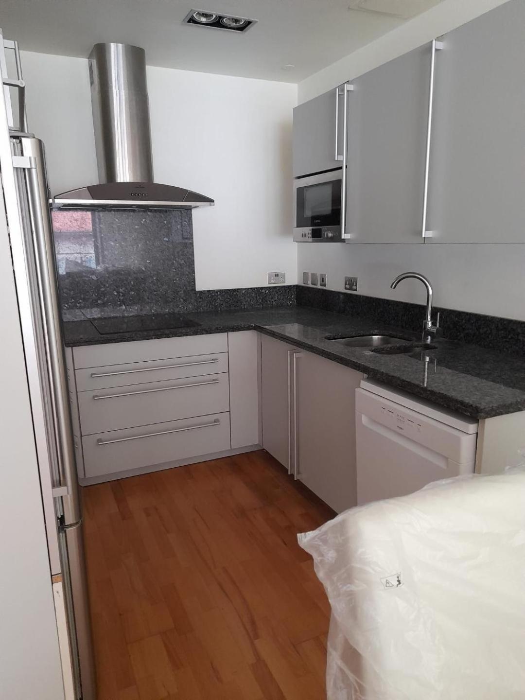 Three Bedroom Flat At Ocean Village 지브롤터 외부 사진